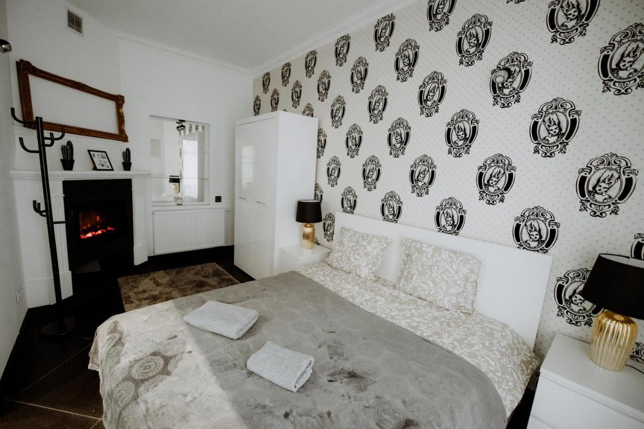Grand Luxuryb&B -Piotrkowska St Free Parking Лодзь Экстерьер фото
